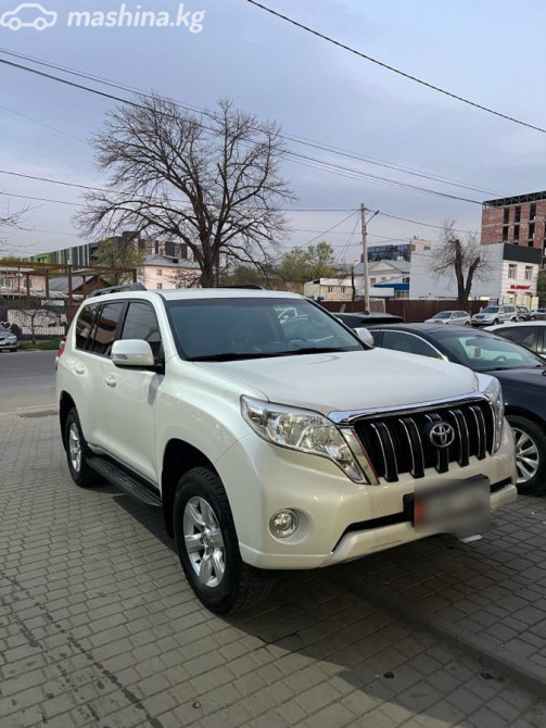 Toyota Land Cruiser Prado 150 Series Рестайлинг 1 4.0, 2014 Бишкек - изображение 1
