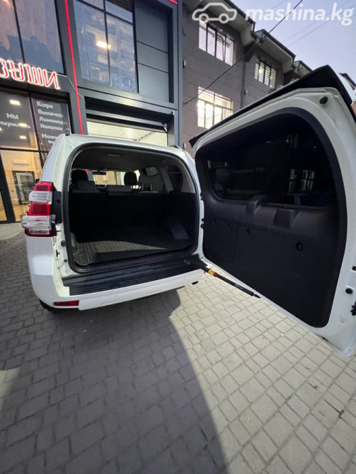 Toyota Land Cruiser Prado 150 Series Рестайлинг 1 4.0, 2014 Бишкек - изображение 12