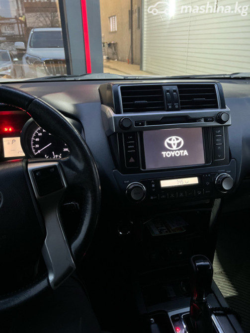 Toyota Land Cruiser Prado 150 Series Рестайлинг 1 4.0, 2014 Бишкек - изображение 7