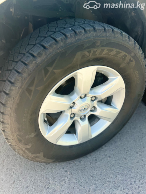Toyota Land Cruiser Prado 150 Series Рестайлинг 1 4.0, 2014 Бишкек - изображение 4