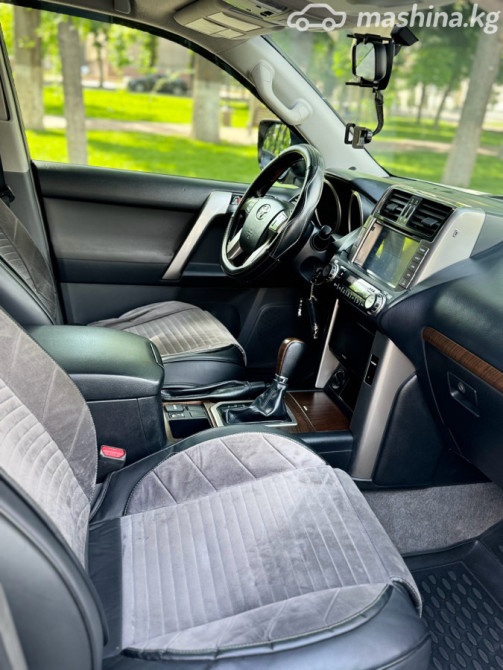 Toyota Land Cruiser Prado 150 Series 2.7, 2011 Бишкек - изображение 7