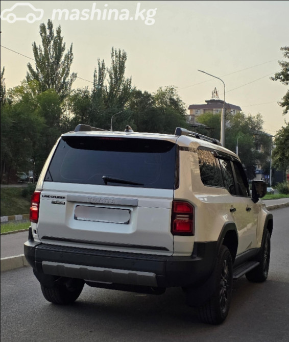 Toyota Land Cruiser Prado 250 Series 2.8, 2024 Бишкек - изображение 3