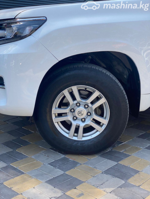Toyota Land Cruiser Prado 150 Series 3.0, 2011 Бишкек - изображение 3