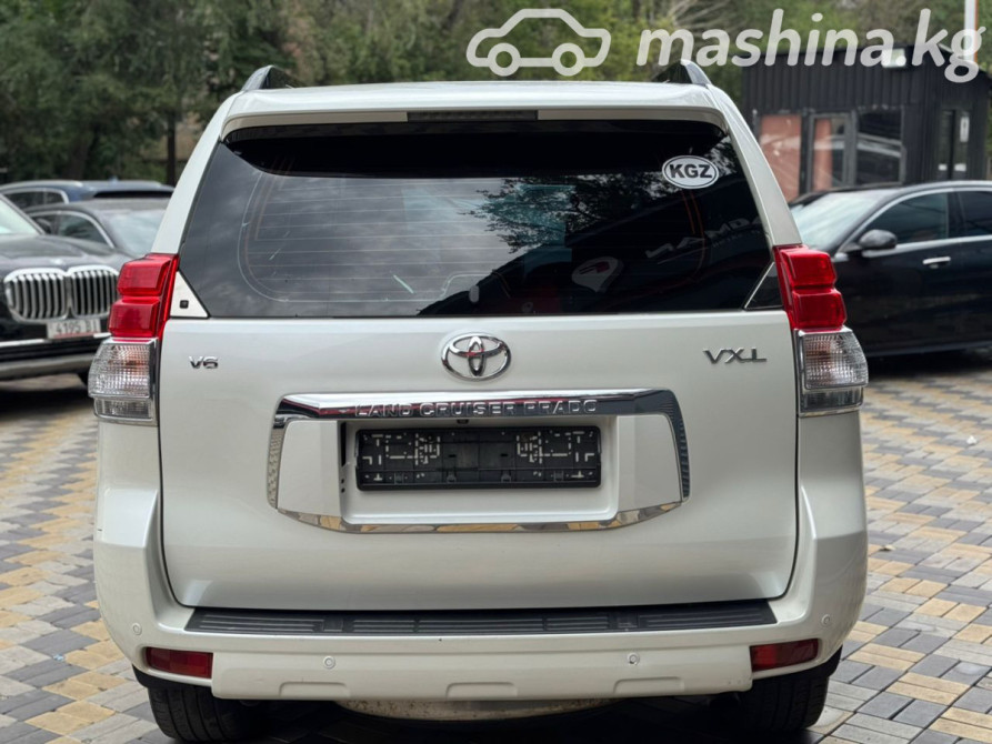 Toyota Land Cruiser Prado 150 Series 4.0, 2010 Бишкек - изображение 3