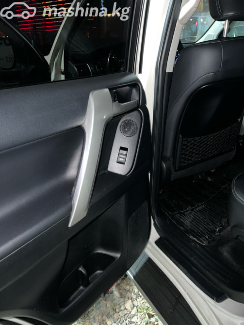 Toyota Land Cruiser Prado 150 Series Рестайлинг 2 4.0, 2019 Бишкек - сүрөт 11
