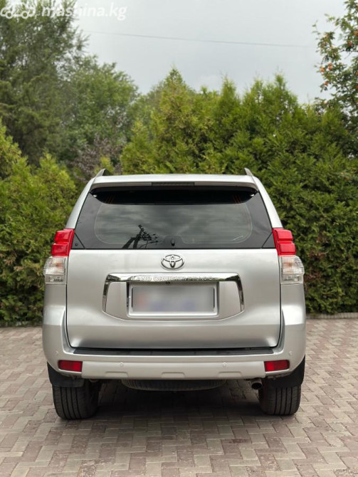 Toyota Land Cruiser Prado 150 Series 4.0, 2009 Бишкек - изображение 2