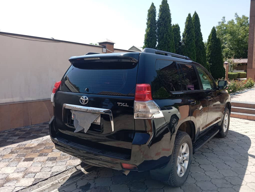 Toyota Land Cruiser Prado 150 Series 4.0, 2012 Бишкек - изображение 3