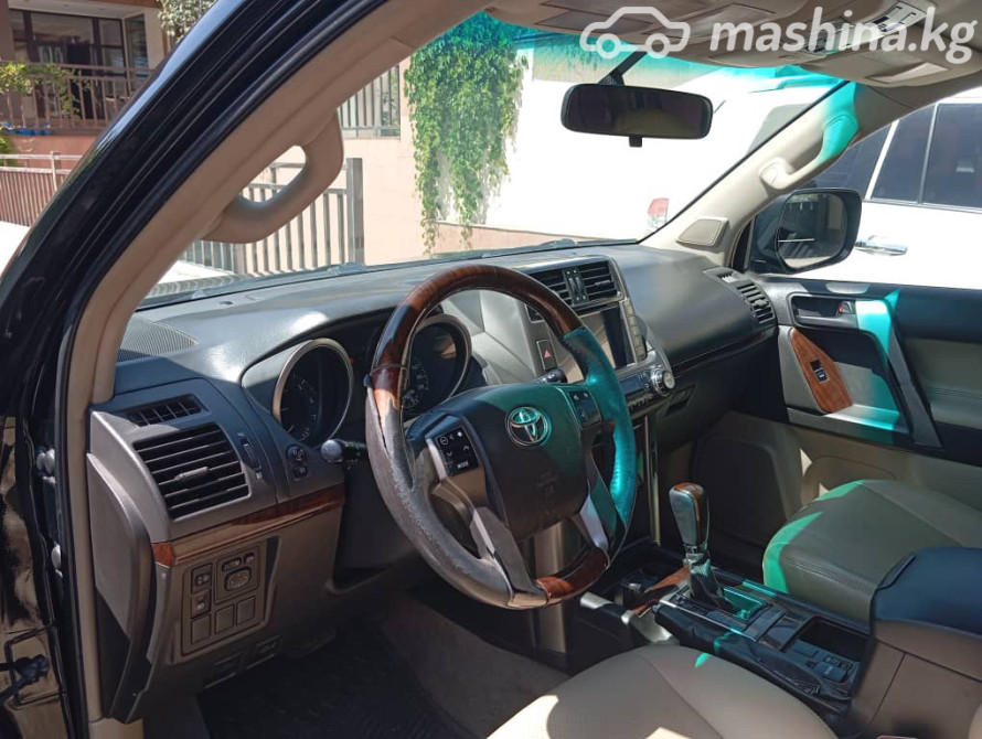 Toyota Land Cruiser Prado 150 Series 4.0, 2012 Бишкек - изображение 5