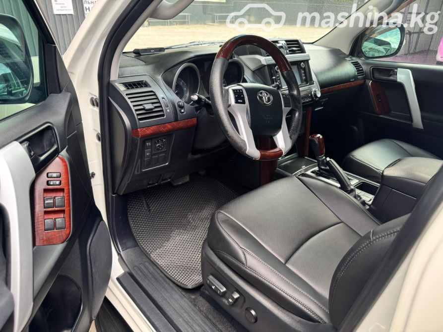 Toyota Land Cruiser Prado 150 Series Рестайлинг 1 6-speed 2.7, 2014 Bishkek - photo 6