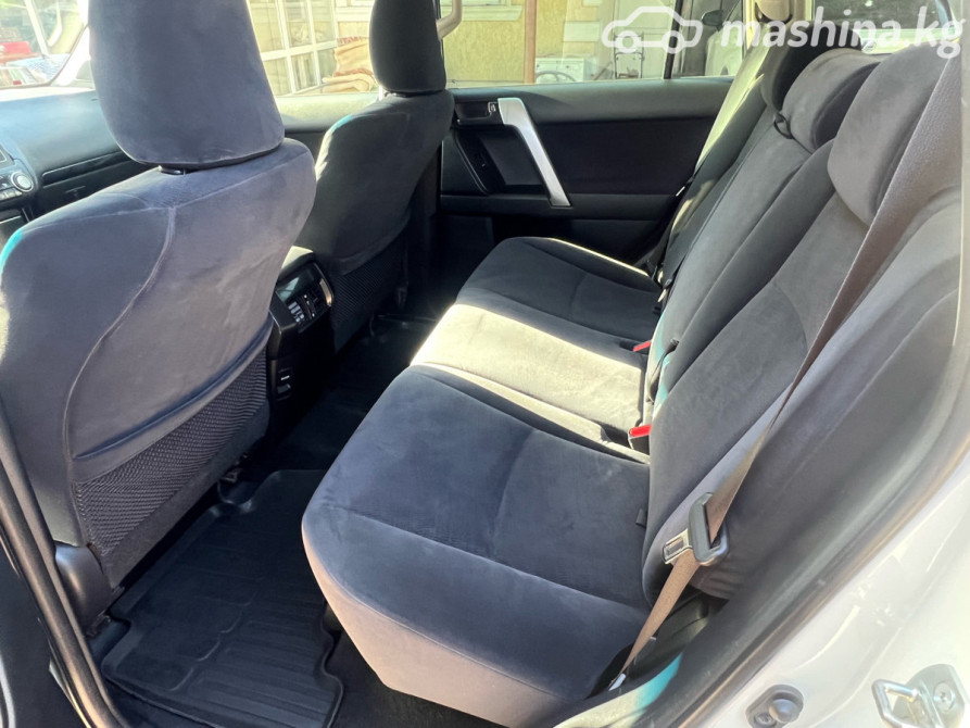 Toyota Land Cruiser Prado 150 Series Рестайлинг 1 4.0, 2016 Бишкек - изображение 10