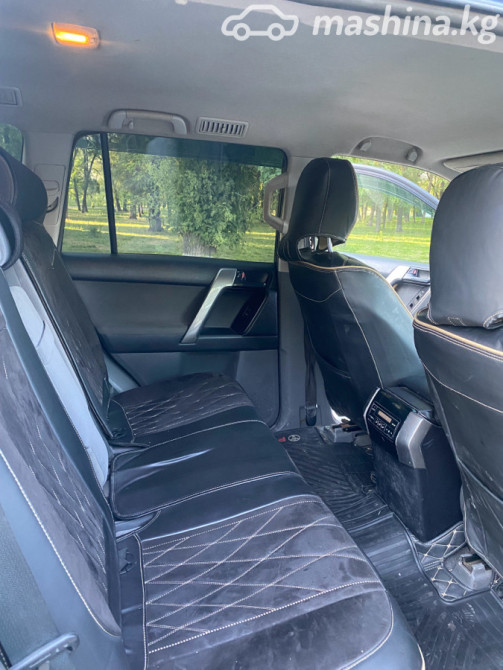 Toyota Land Cruiser Prado 150 Series 2.7, 2010 Бишкек - изображение 5