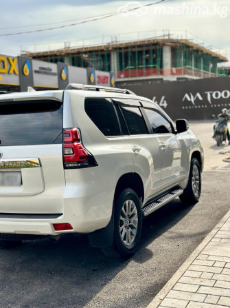 Toyota Land Cruiser Prado 150 Series Рестайлинг 2 4.0, 2018 Бишкек - сүрөт 12