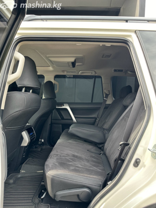 Toyota Land Cruiser Prado 150 Series Рестайлинг 2 4.0, 2018 Бишкек - изображение 11