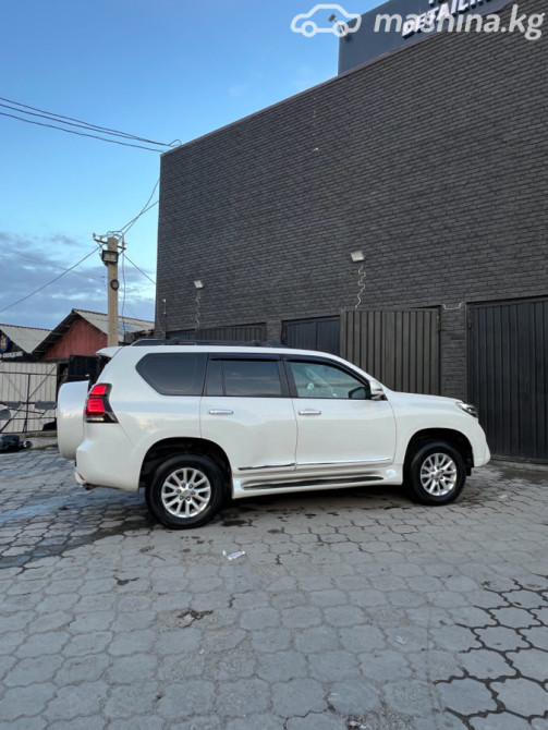 Toyota Land Cruiser Prado 150 Series 2.7, 2010 Бишкек - изображение 7