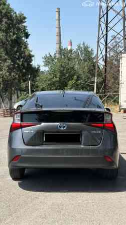 Toyota Prius IV Рестайлинг (XW50) 1.8, 2019 Bishkek