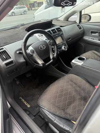 Toyota Prius III Рестайлинг (XW30) Plug-in Hybrid 1.8, 2012 Бишкек - сүрөт 4