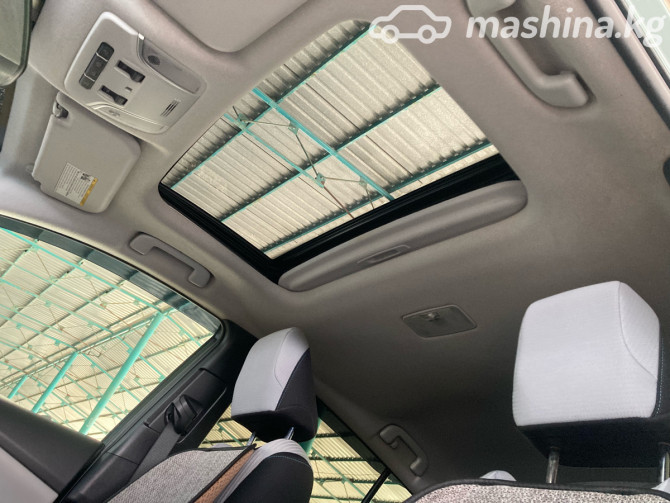 Toyota Prius IV (XW50) 1.8, 2017 Bishkek - photo 10
