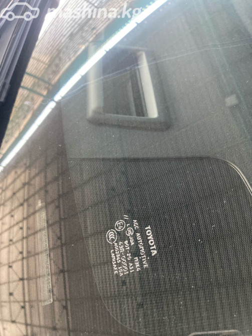 Toyota Prius IV (XW50) 1.8, 2017 Бишкек - изображение 9