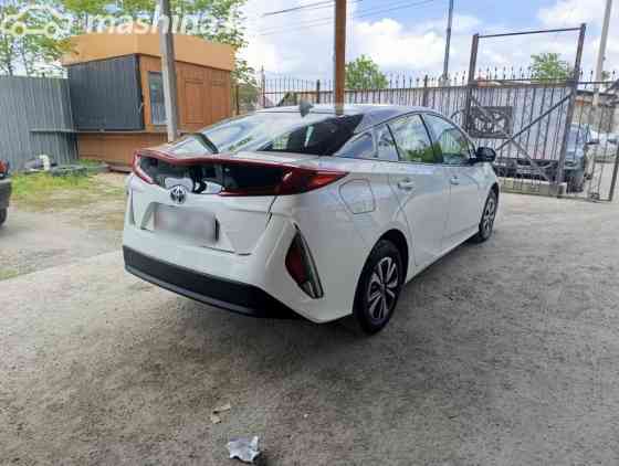 Toyota Prius IV Рестайлинг (XW50) 1.8, 2018 Bishkek