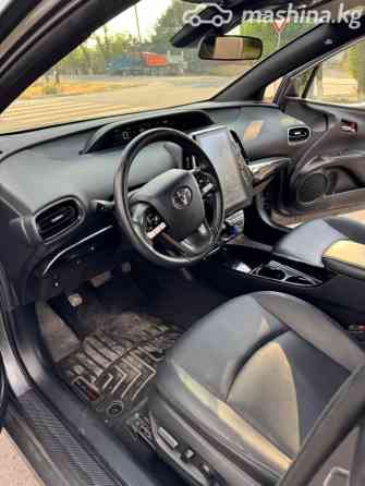 Toyota Prius IV Рестайлинг (XW50) 1.8, 2018 Bishkek