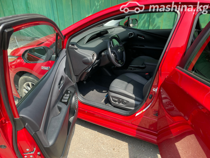 Toyota Prius IV Рестайлинг (XW50) 1.8, 2021 Бишкек - изображение 3