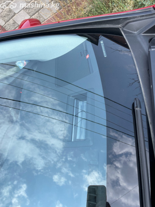 Toyota Prius IV Рестайлинг (XW50) 1.8, 2021 Бишкек - изображение 7