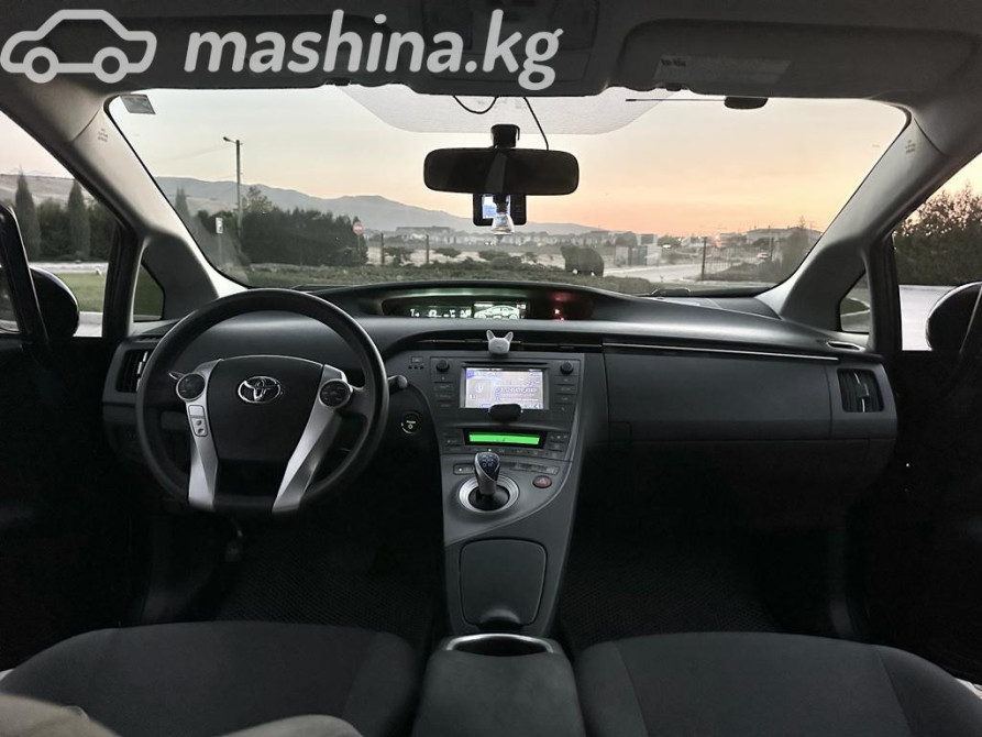 Toyota Prius III Рестайлинг (XW30) 1.8, 2015 Бишкек - изображение 4