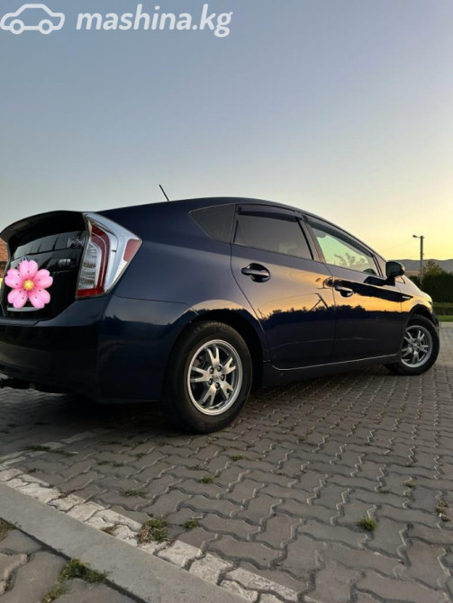 Toyota Prius III Рестайлинг (XW30) 1.8, 2015 Бишкек - изображение 2