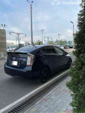 Toyota Prius III Рестайлинг (XW30) 1.8, 2014 Bishkek