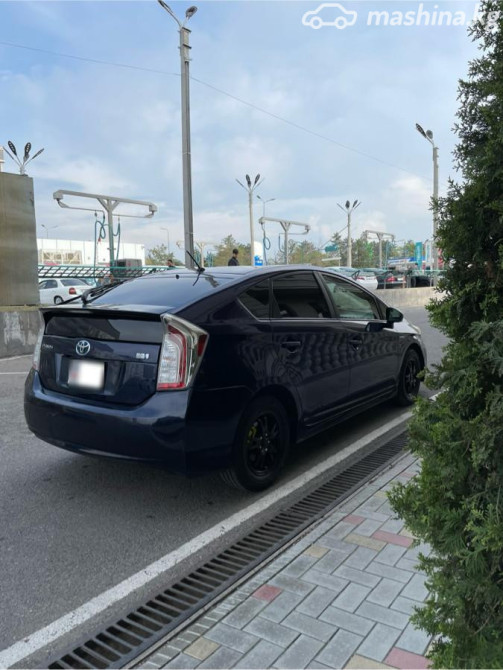 Toyota Prius III Рестайлинг (XW30) 1.8, 2014 Бишкек - сүрөт 6