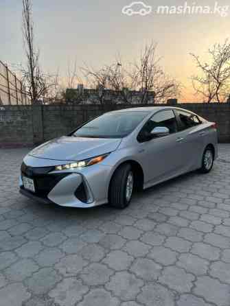 Toyota Prius IV Рестайлинг (XW50) 1.8, 2021 Bishkek