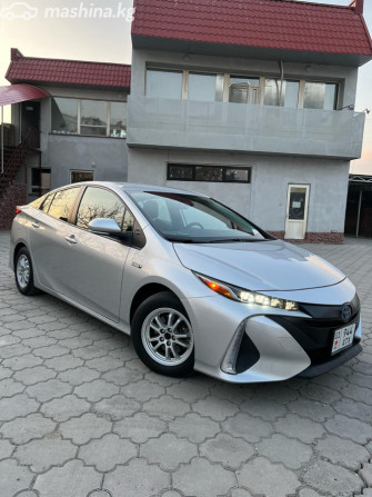 Toyota Prius IV Рестайлинг (XW50) 1.8, 2021 Bishkek - photo 1