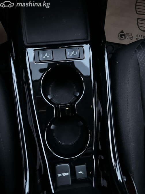 Toyota Prius IV Рестайлинг (XW50) 1.8, 2021 Бишкек - изображение 11