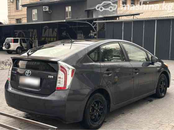 Toyota Prius III Рестайлинг (XW30) 1.8, 2013 Bishkek