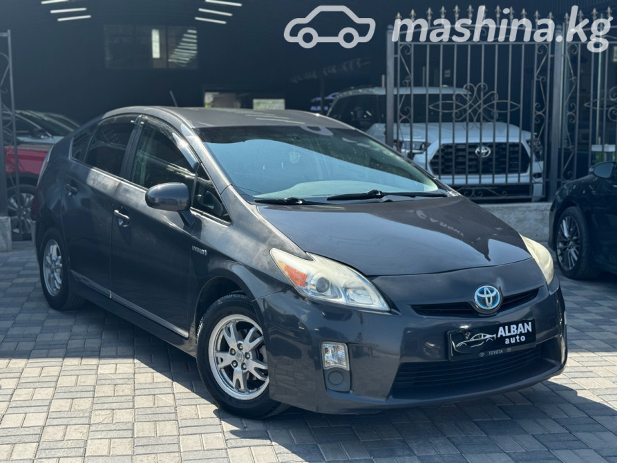 Toyota Prius III Рестайлинг (XW30) 1.8, 2011 Bishkek - photo 1