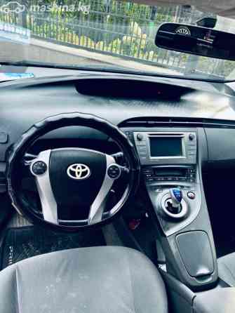 Toyota Prius III (XW30) Plug-in Hybrid 1.8, 2010 Bishkek