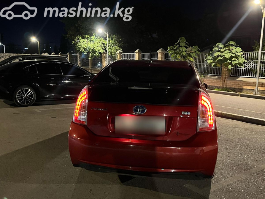Toyota Prius III Рестайлинг (XW30) 1.8, 2012 Бишкек - изображение 3