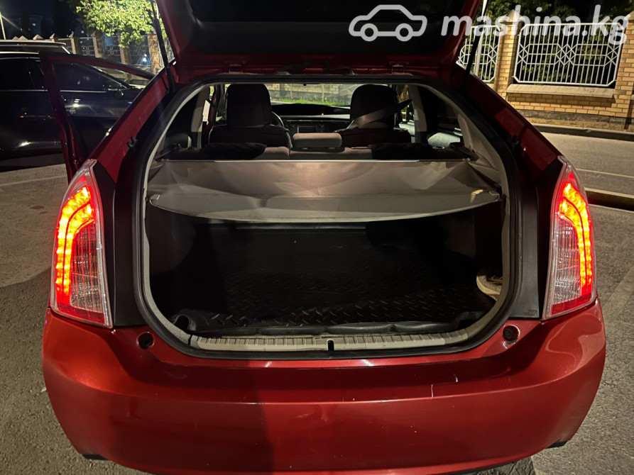 Toyota Prius III Рестайлинг (XW30) 1.8, 2012 Бишкек - изображение 9