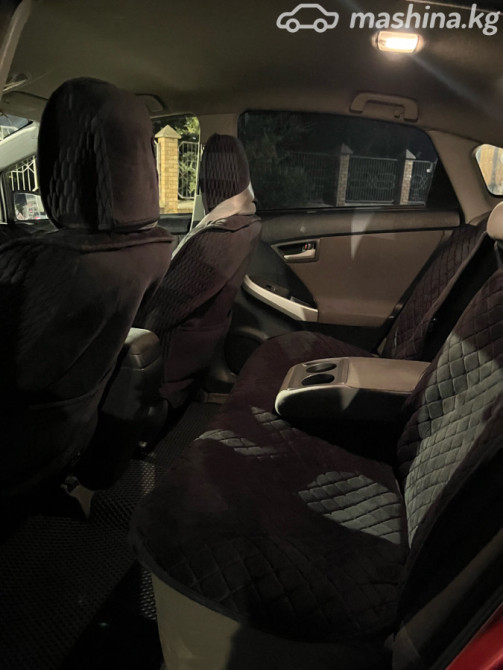 Toyota Prius III Рестайлинг (XW30) 1.8, 2012 Бишкек - изображение 8