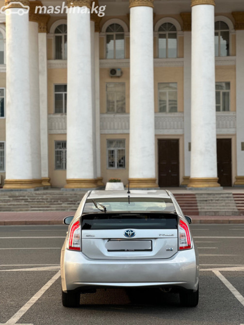 Toyota Prius III Рестайлинг (XW30) Plug-in Hybrid 1.8, 2015 Бишкек - сүрөт 4