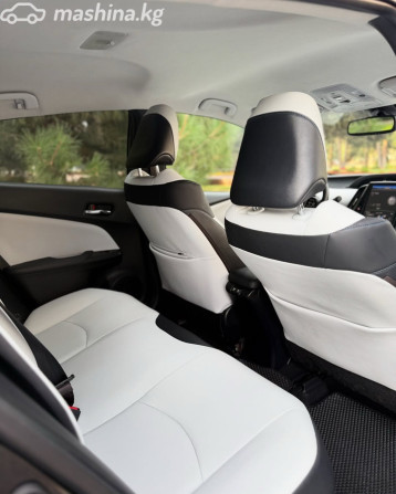 Toyota Prius IV Рестайлинг (XW50) 1.8, 2020 Бишкек - сүрөт 11