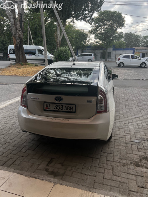 Toyota Prius III Рестайлинг (XW30) 1.8, 2015 Bishkek - photo 3