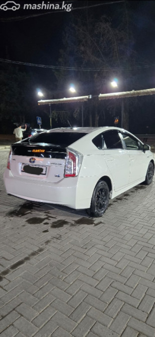 Toyota Prius III Рестайлинг (XW30) 1.8, 2013 Бишкек - сүрөт 5