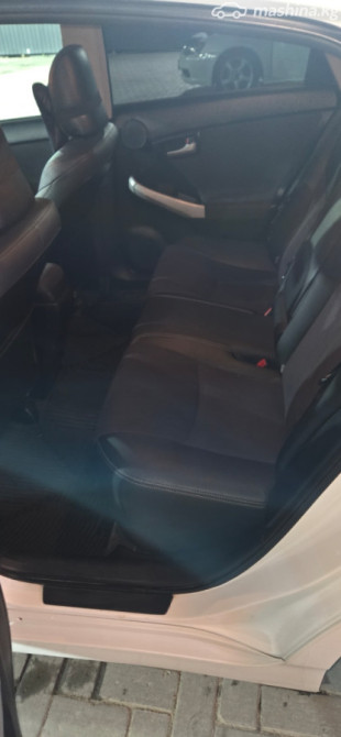 Toyota Prius III Рестайлинг (XW30) 1.8, 2013 Бишкек - сүрөт 6