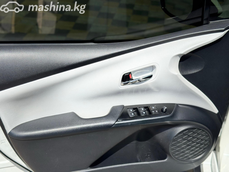 Toyota Prius IV (XW50) 1.8, 2017 Бишкек - сүрөт 5