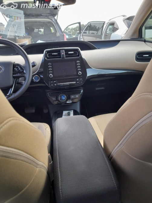 Toyota Prius IV Рестайлинг (XW50) 1.8, 2020 Бишкек - изображение 5