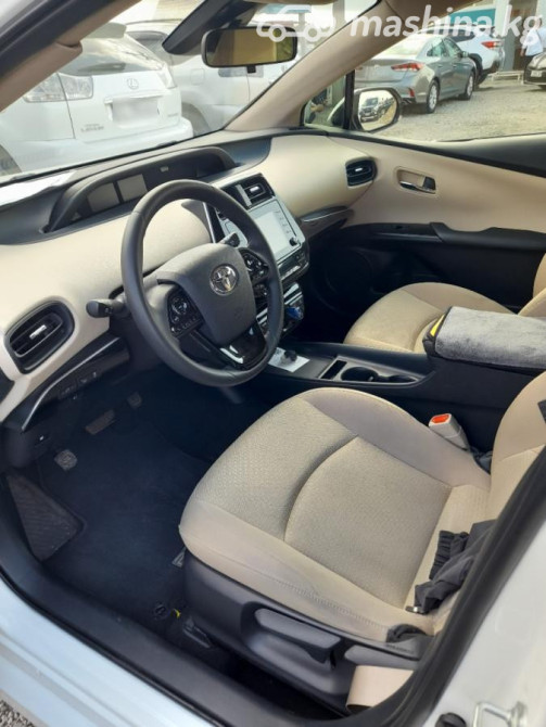 Toyota Prius IV Рестайлинг (XW50) 1.8, 2020 Бишкек - изображение 6