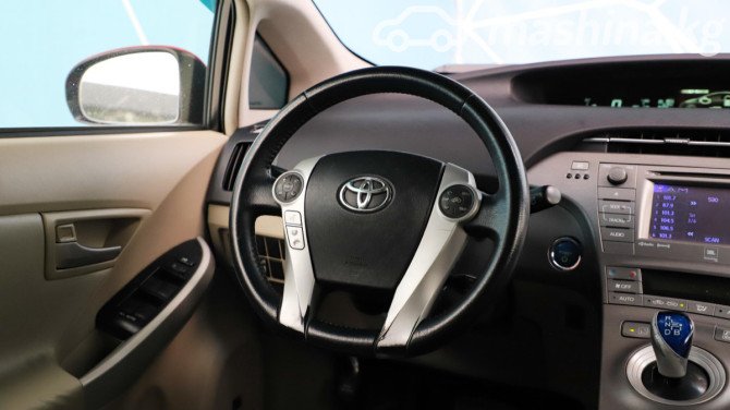 Toyota Prius III Рестайлинг (XW30) 1.8, 2012 Бишкек - сүрөт 9