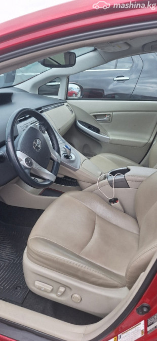 Toyota Prius IV (XW50) 1.8, 2015 Бишкек - сүрөт 7