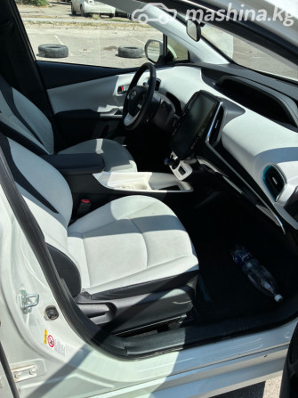 Toyota Prius IV Рестайлинг (XW50) 1.8, 2018 Бишкек - сүрөт 8